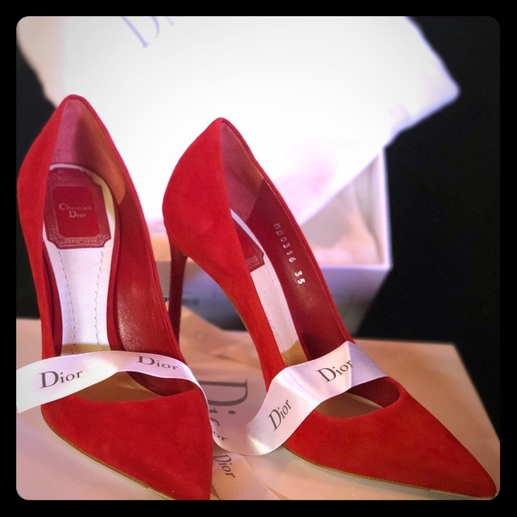 Dior!! - Picture 1 of 5